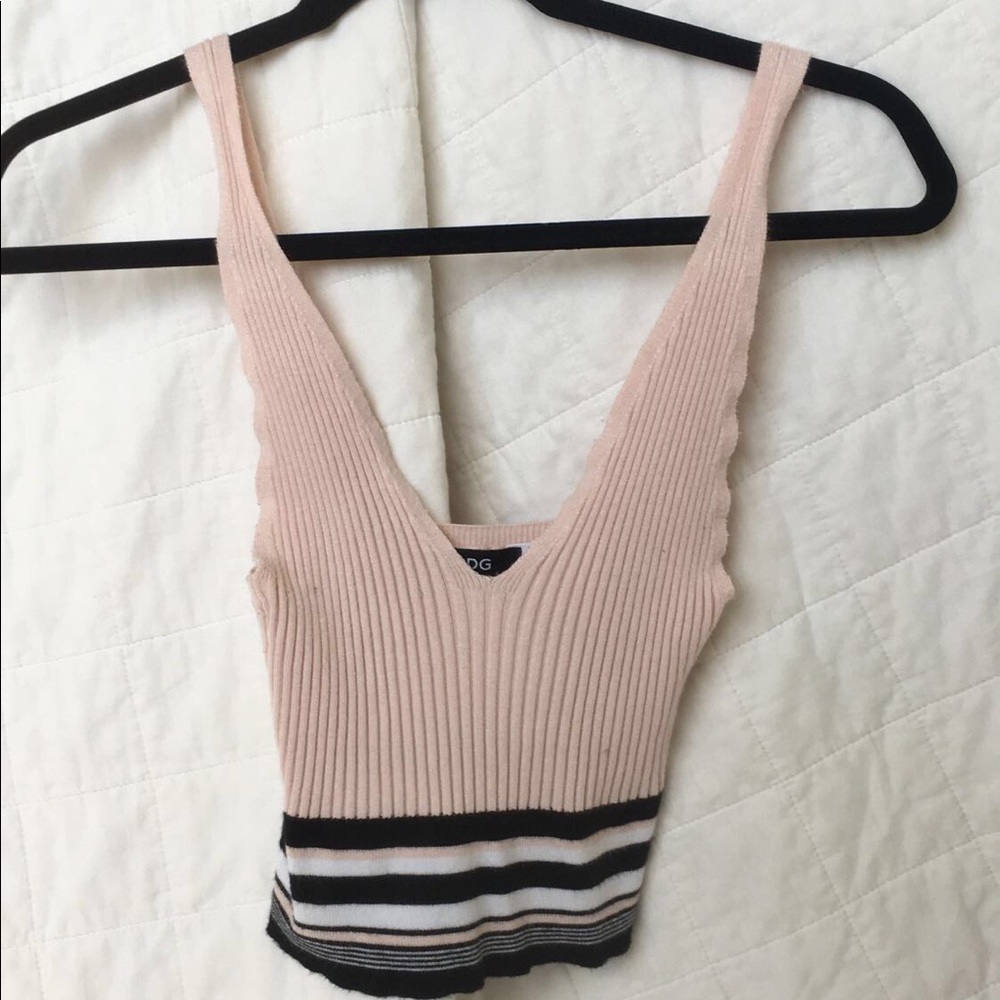 Light pink urban outfitters crop top.